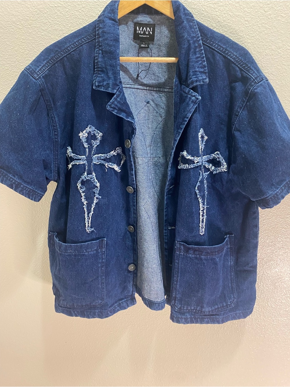 Vintage all genders Blue Short-Sleeve Denim Jacket with Frayed Cross Appliqués